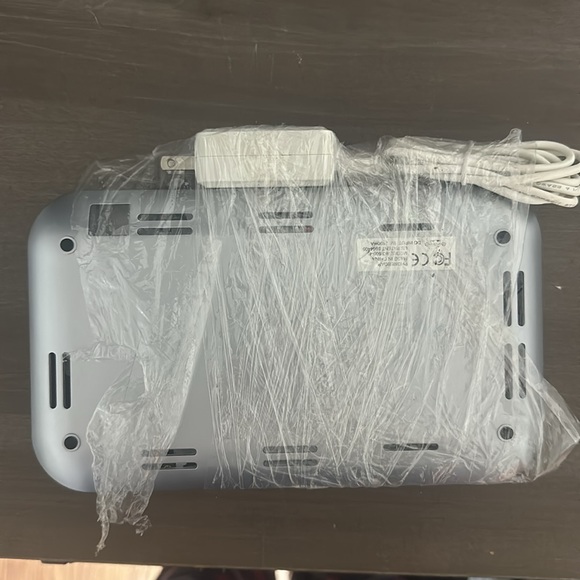 iPhone or Android Cleaning Kit NEW - Picture 2 of 2